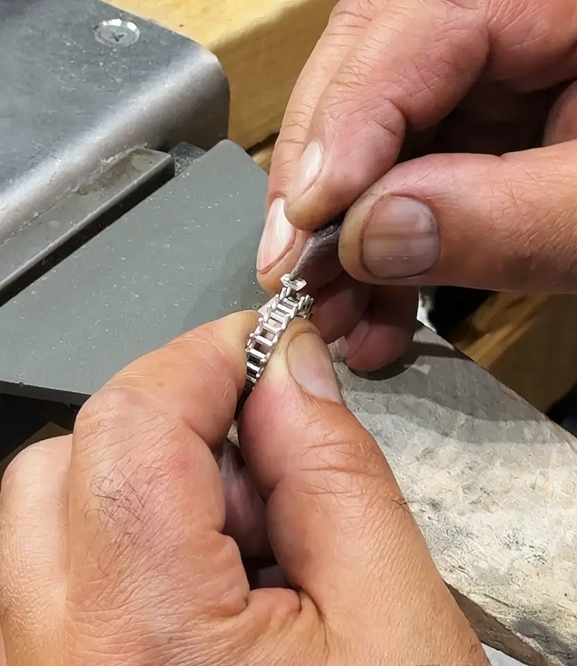 Assemby & Stone Setting